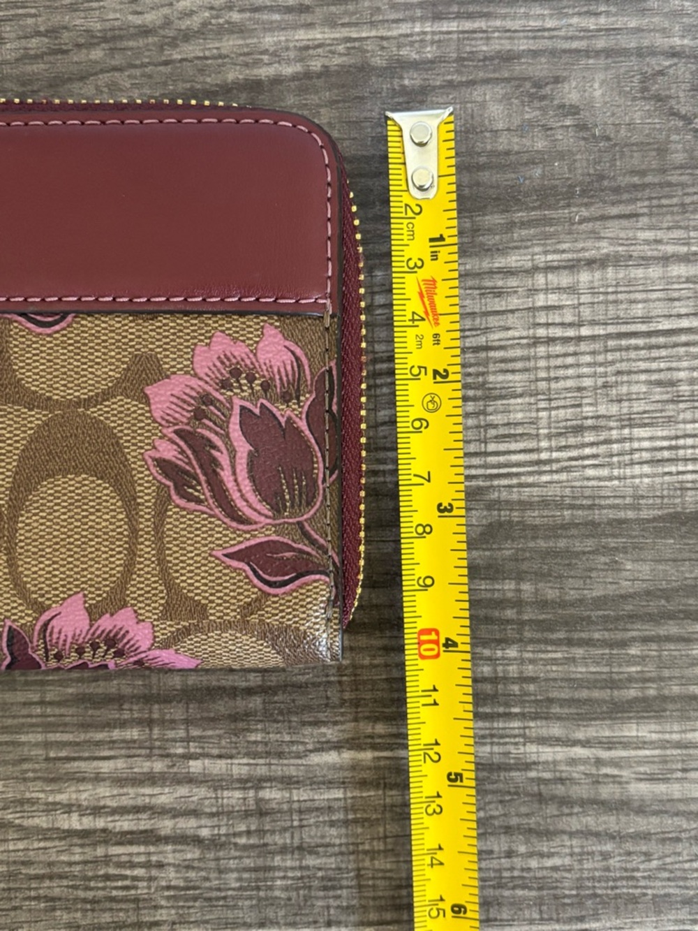 Coach Accordion Zip Wallet in Signature Canvas with Desert Tulip Print - Picture 13 of 14